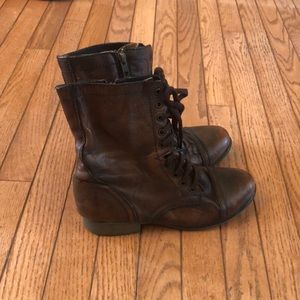 Steve Madden Boots